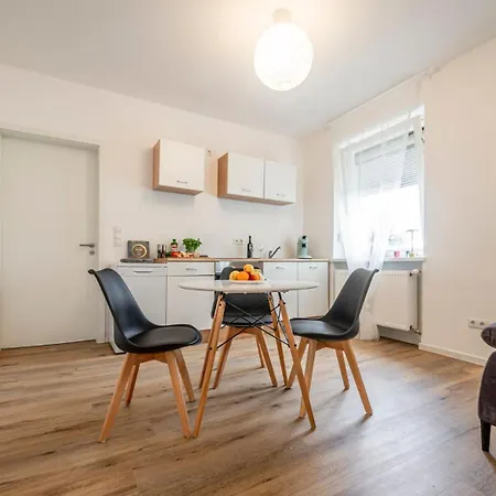 Winedesign Boxspring 8 Pers Basf Naehe Ludwigshafen Und Mannheim Lejlighed *