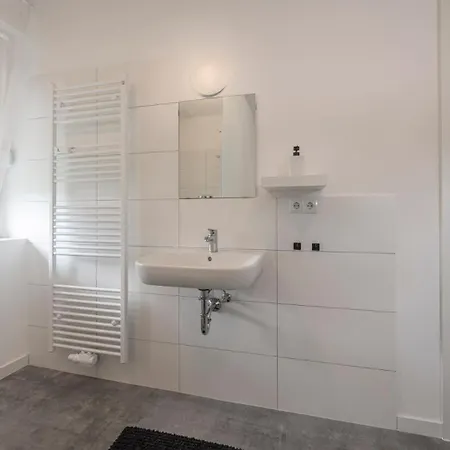 Διαμέρισμα Winedesign Boxspring 8 Pers Basf Naehe Ludwigshafen Und Mannheim Frankenthal (Rhineland-Palatinate)