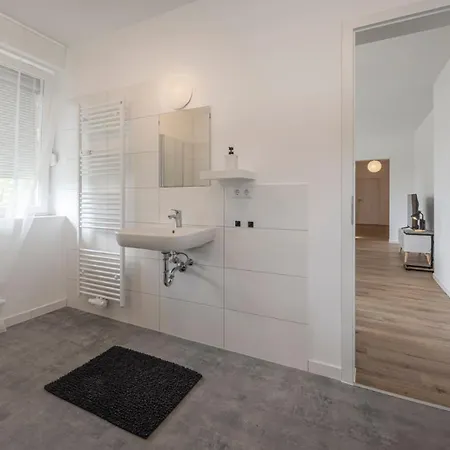 Winedesign Boxspring 8 Pers Basf Naehe Ludwigshafen Und Mannheim Διαμέρισμα
